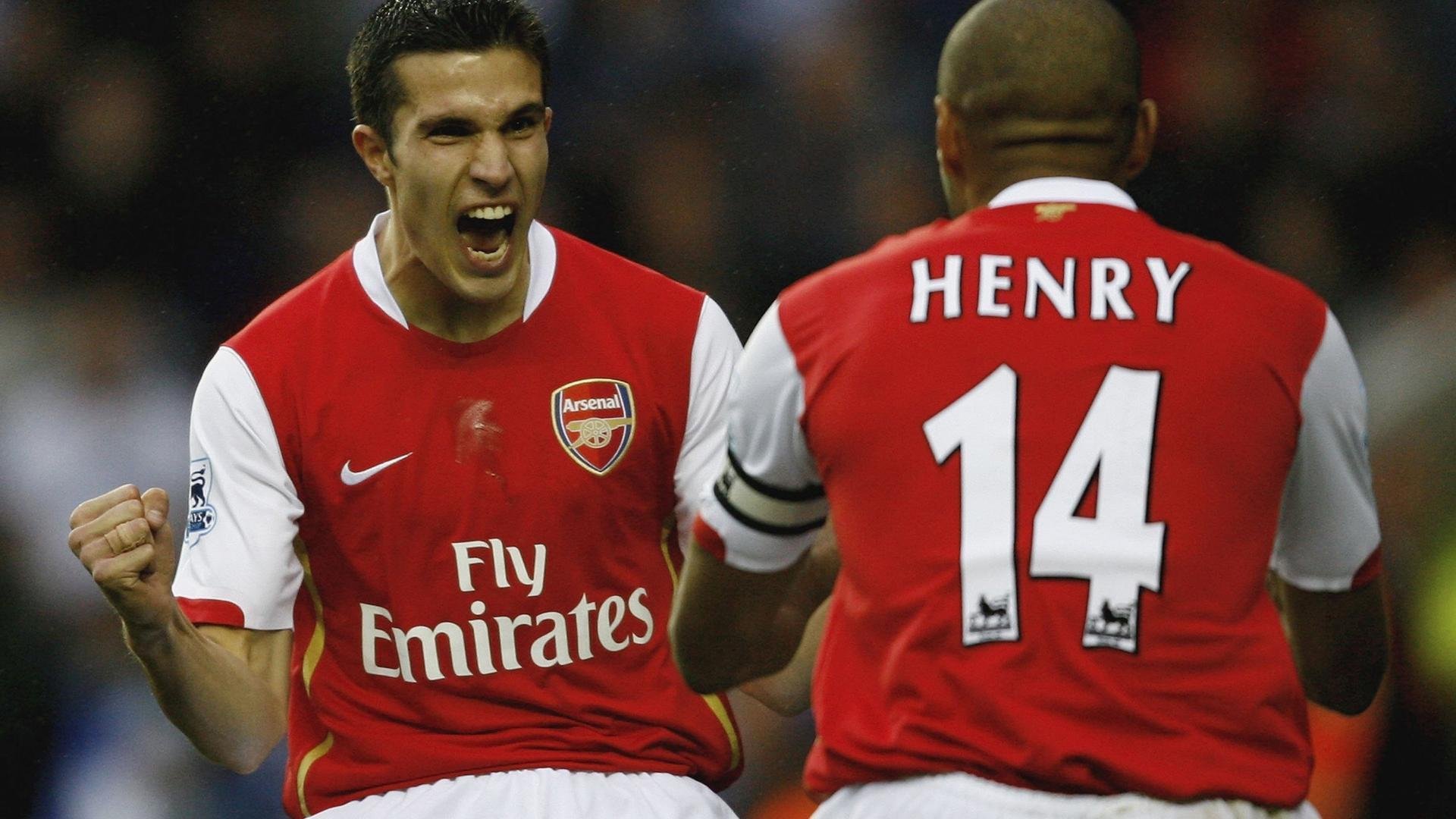 红牛二队惊天翻盘迈凯伦，皮亚斯特里高光表现引爆围场